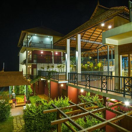 Olive Golden Ridge Resort Chinnakanal Dış mekan fotoğraf
